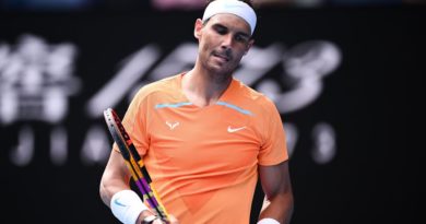 Nadal rớt xuống thứ 13 ATP