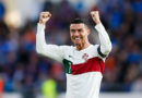 Ronaldo mãn nguyện khi ghi bàn trong trận thứ 200 cấp ĐTQG