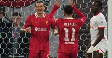 Liverpool vững vàng, Atletico lâm nguy ở Champions League