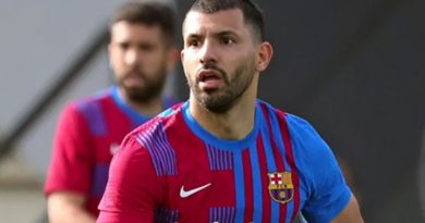 Sergio Aguero đòi nợ Barca 3,2 triệu USD tiền lương