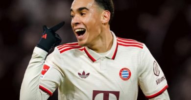 Musiala lập siêu phẩm giúp Bayern Munich bất bại ở Bundesliga